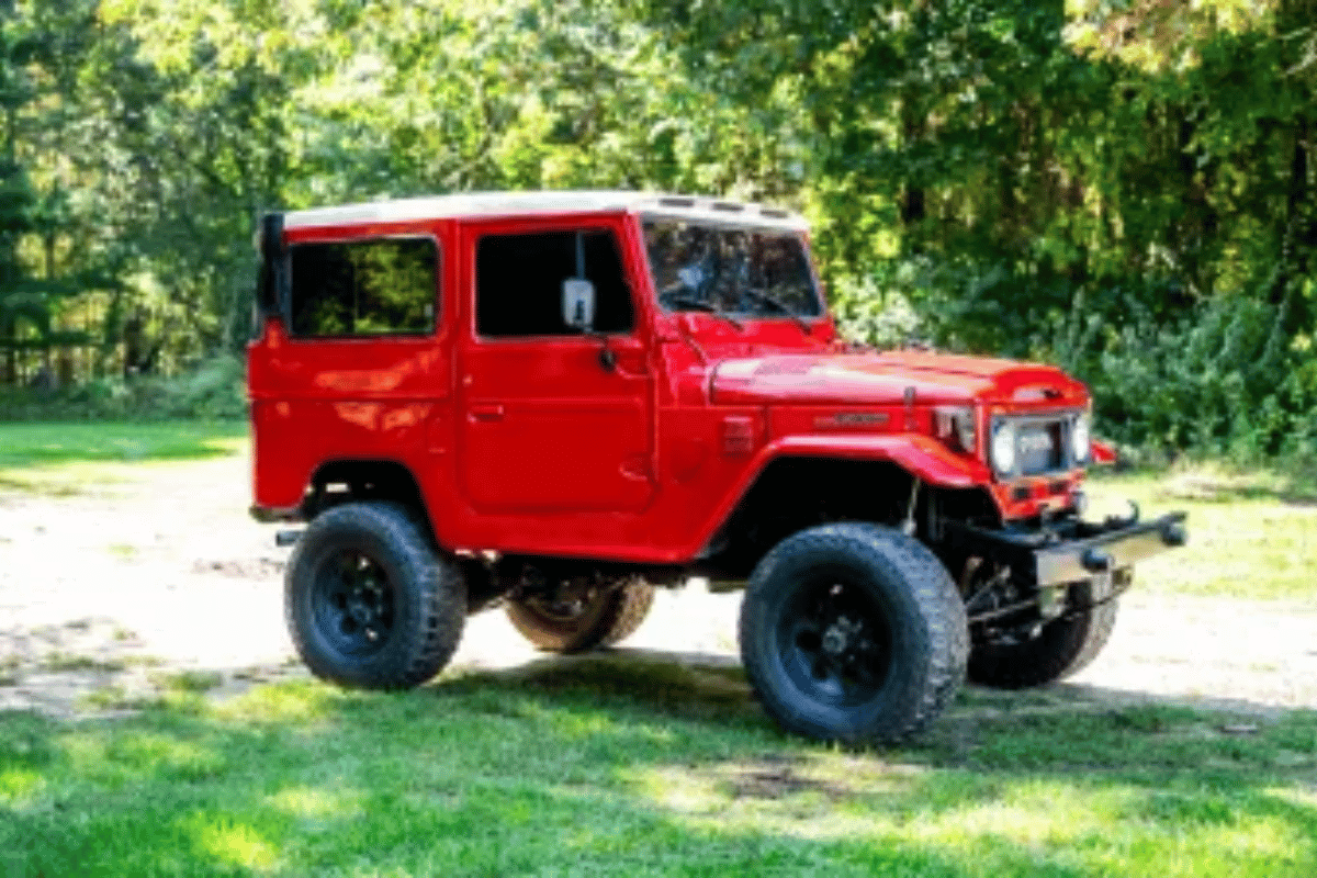 2024 Toyota 1960 Land Cruiser Price in India, Mileage, Specs, And ...