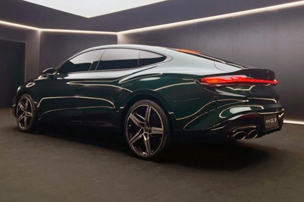 MG7 Sedan Price in India
