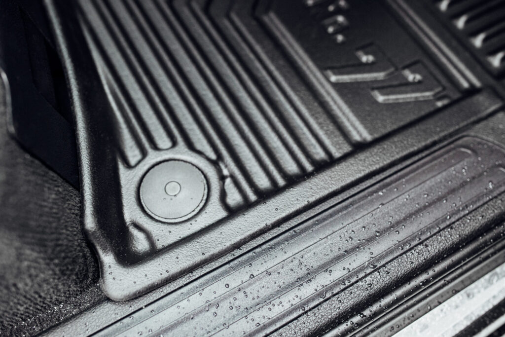 Car Mats for Peugeot 508 from Eventa